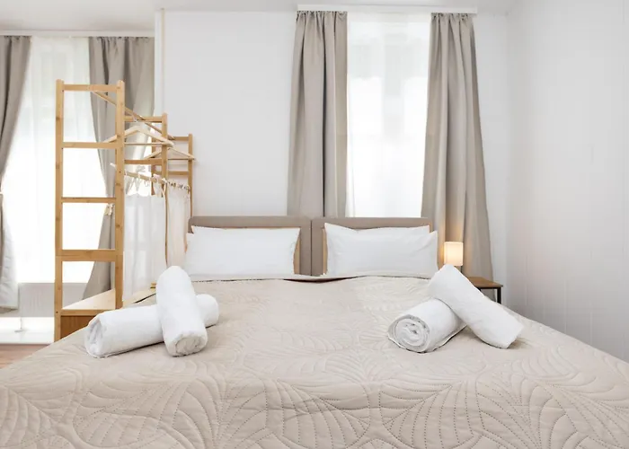 Apartmán 6 Beds Apartment, Group & Family Friendly, Kitchen, Washer, Work Station, Netflix & Paytv