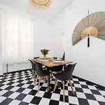 6 Beds Apartment, Group & Family Friendly, Kitchen, Washer, Work Station, Netflix & Paytv * Berlin