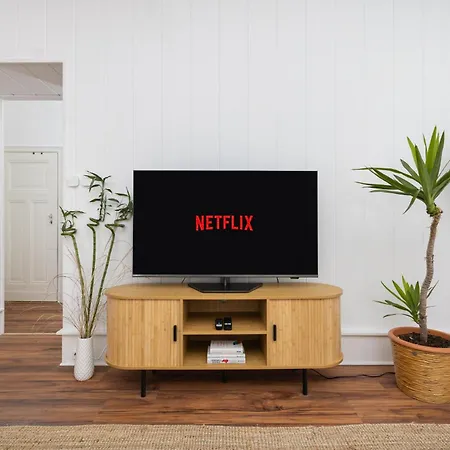 Apartment 90qm Gruppenoase, Familien, Waschmaschine, Kueche, Arbeitsplatz, Netflix, Paytv, Schnelles Internet *